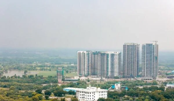 Featured Image of Sarjapur Road Vs Whitefield Which Corridor Wins For It Professionals?